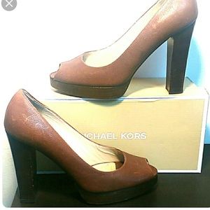 Platform peep toe Michael Kors Brown heels